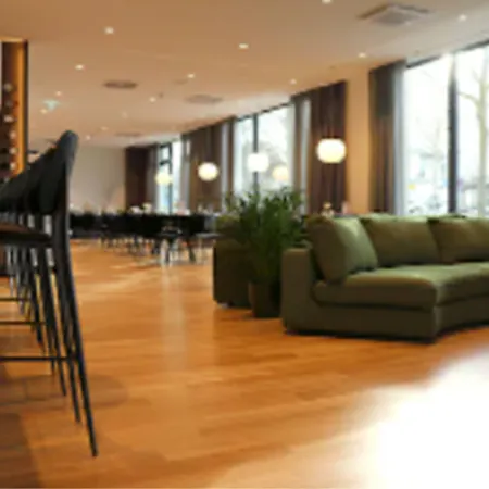 Ginn And Lounge 4*