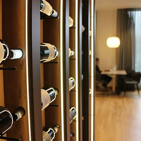 Ginn And Lounge Hotel