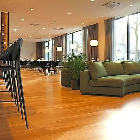 Hotel Ginn And Lounge