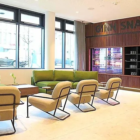 Ginn And Lounge Hotel